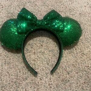Emerald green Minnie ears